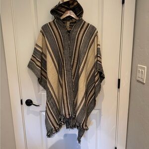 Traditional Peruvian Alpaca Poncho
